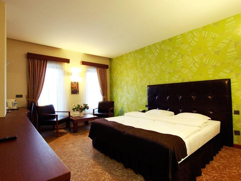 Highway Otel Elmalik   Экстерьер фото