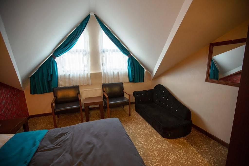 Highway Otel Elmalik   Экстерьер фото