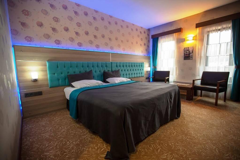 Highway Otel Elmalik   Экстерьер фото