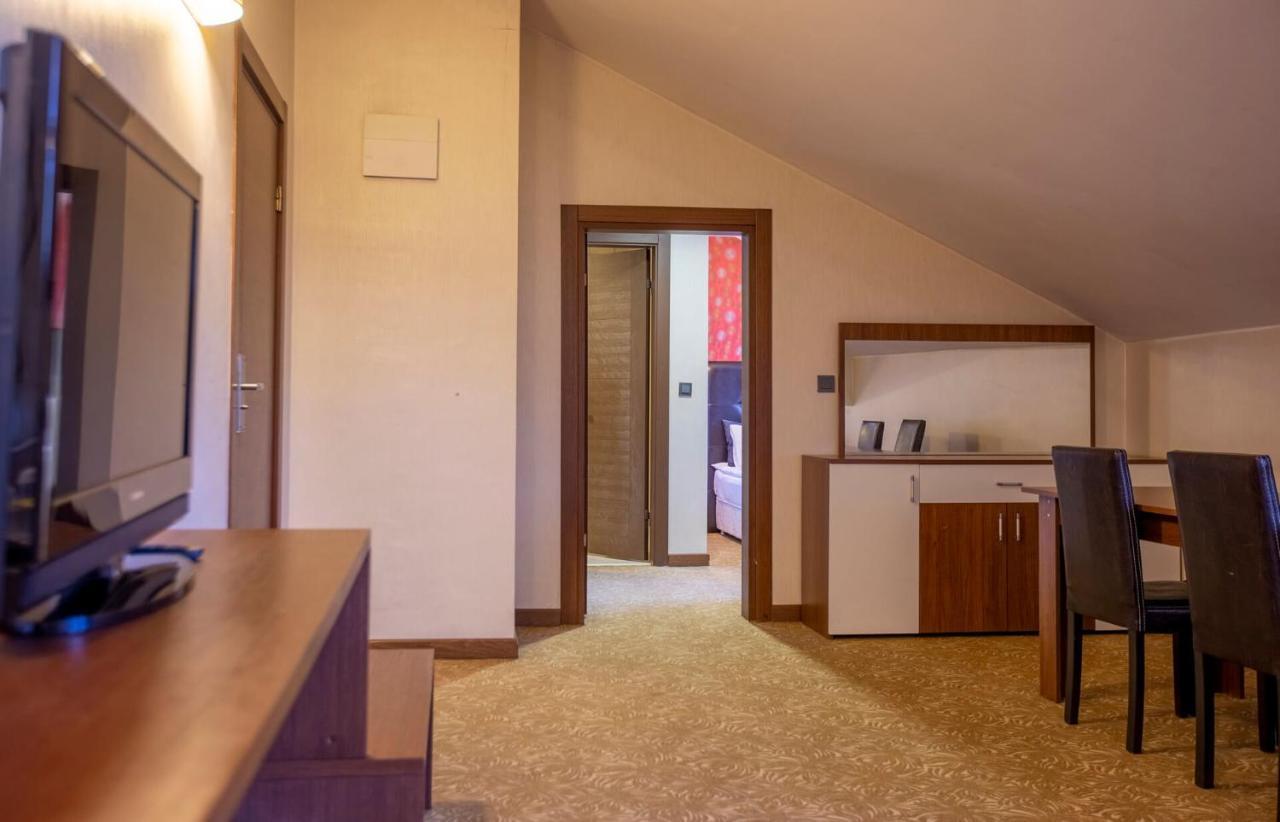 Highway Otel Elmalik   Экстерьер фото