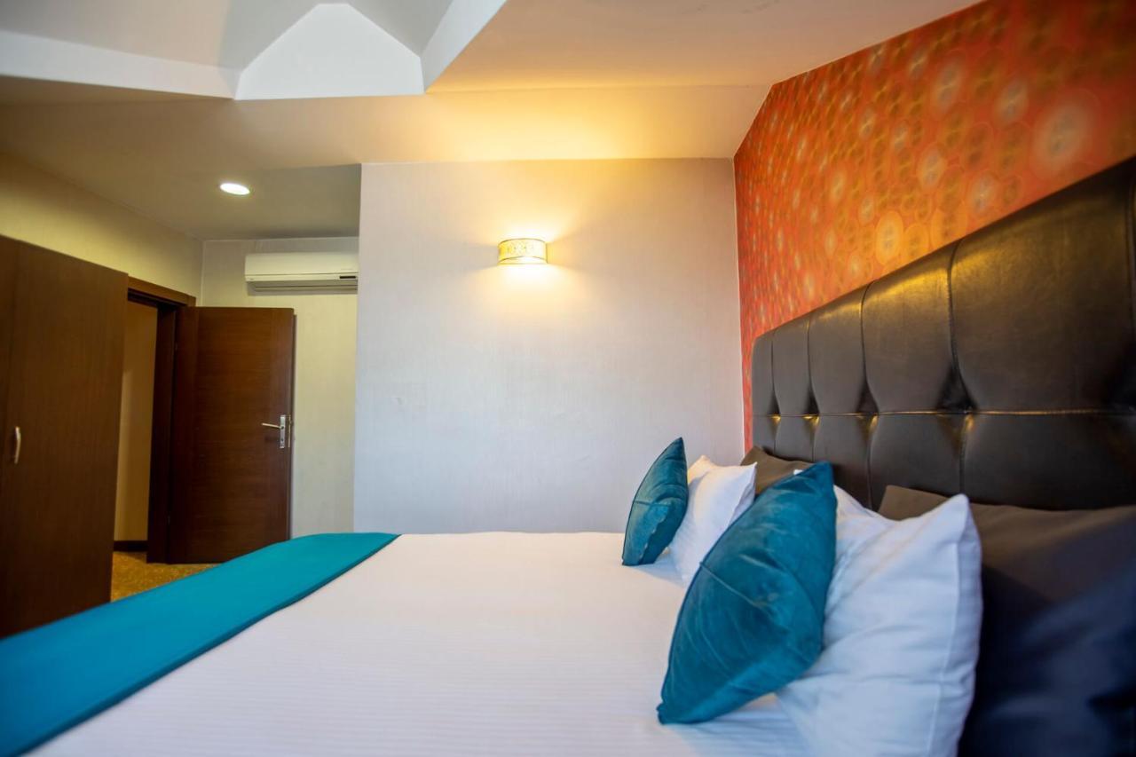 Highway Otel Elmalik   Экстерьер фото
